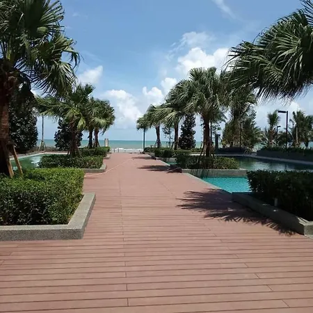 Timurbay Seafront Residence By L'Amour Home Kuantan Exterior photo