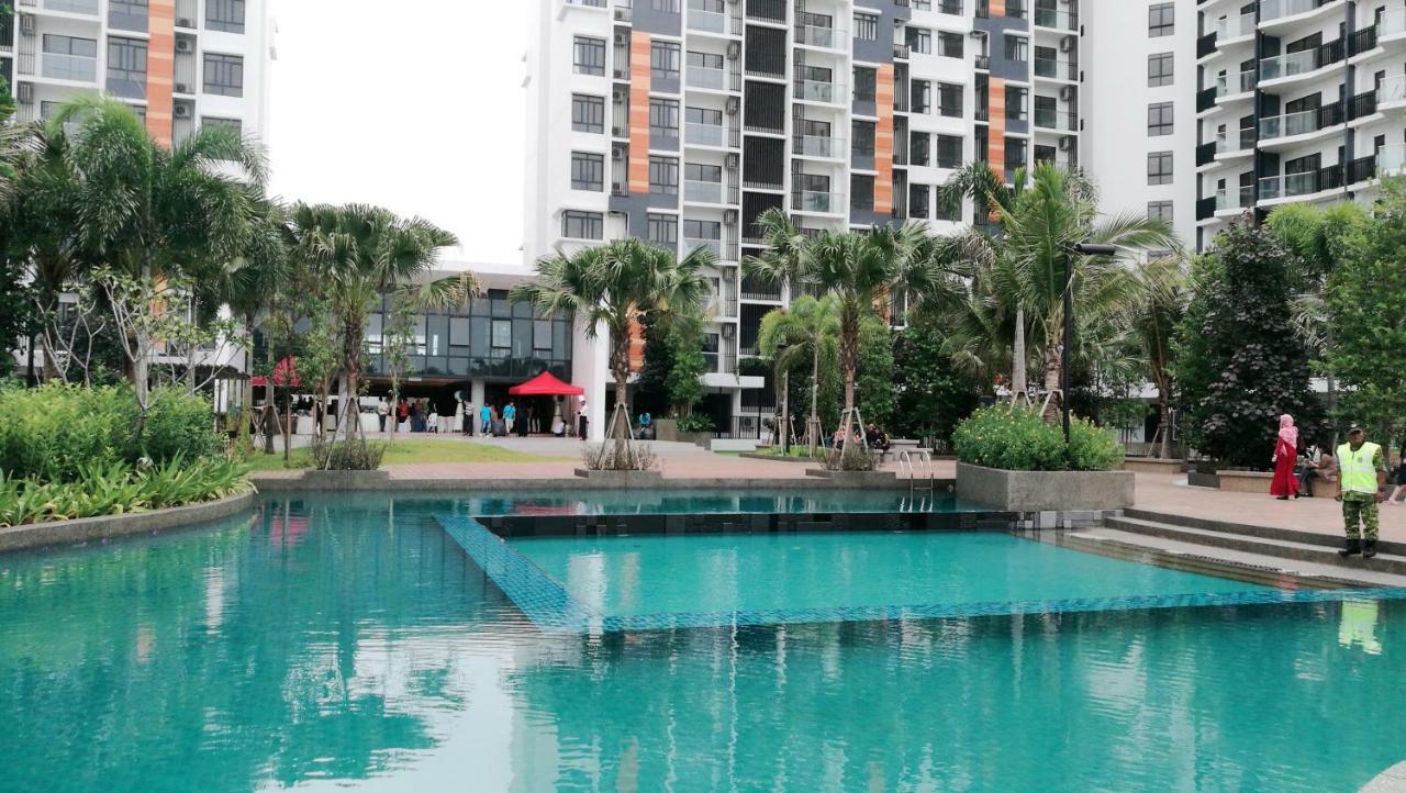 Timurbay Seafront By L'amour Kuantan