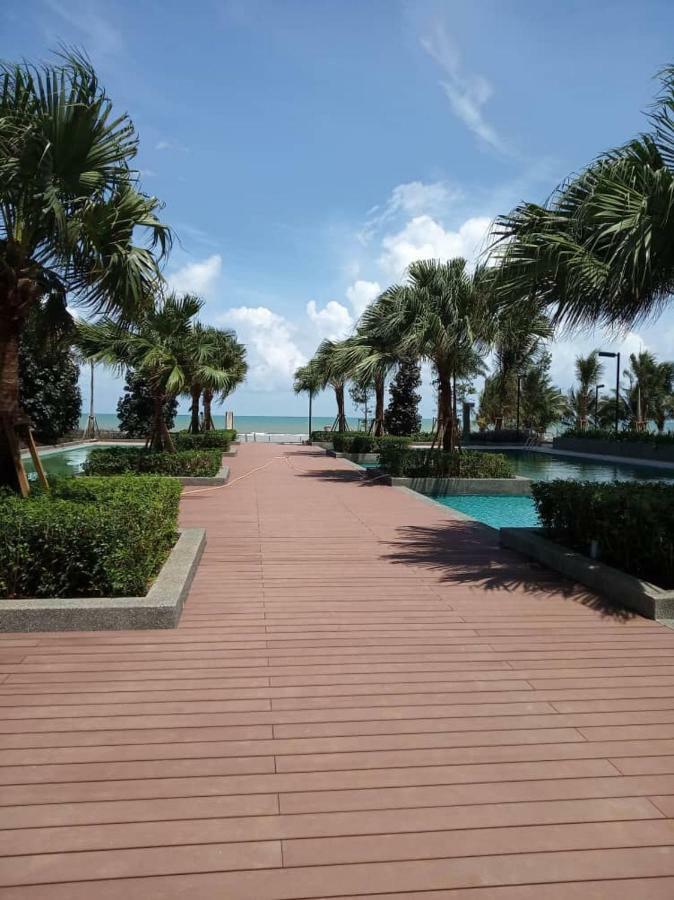 Timurbay Seafront By L'amour Apartment